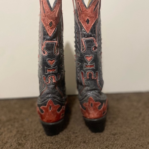 Corral Black and Red Heeled Boots - Picture 3 of 5